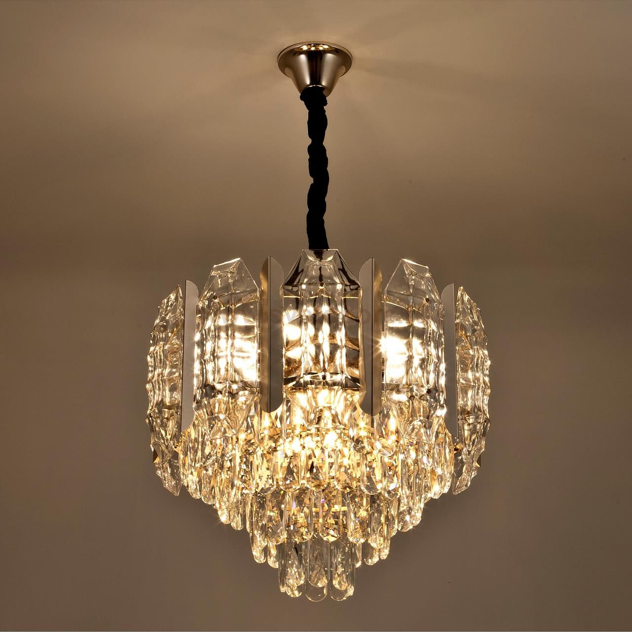 Подвесная люстра MODELUX 370-450