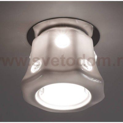 Точечный встраиваемый светильник Novotech 370158 ZEFIRO