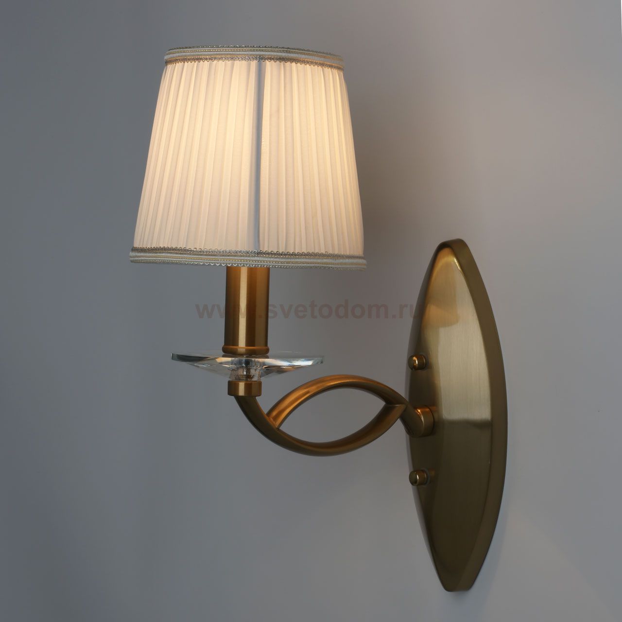 Светильник настенный бра Chiaro 404020801 Сильвия