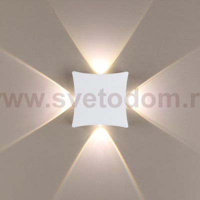 Настенный светильник Odeon light 4251/4WL BALLA