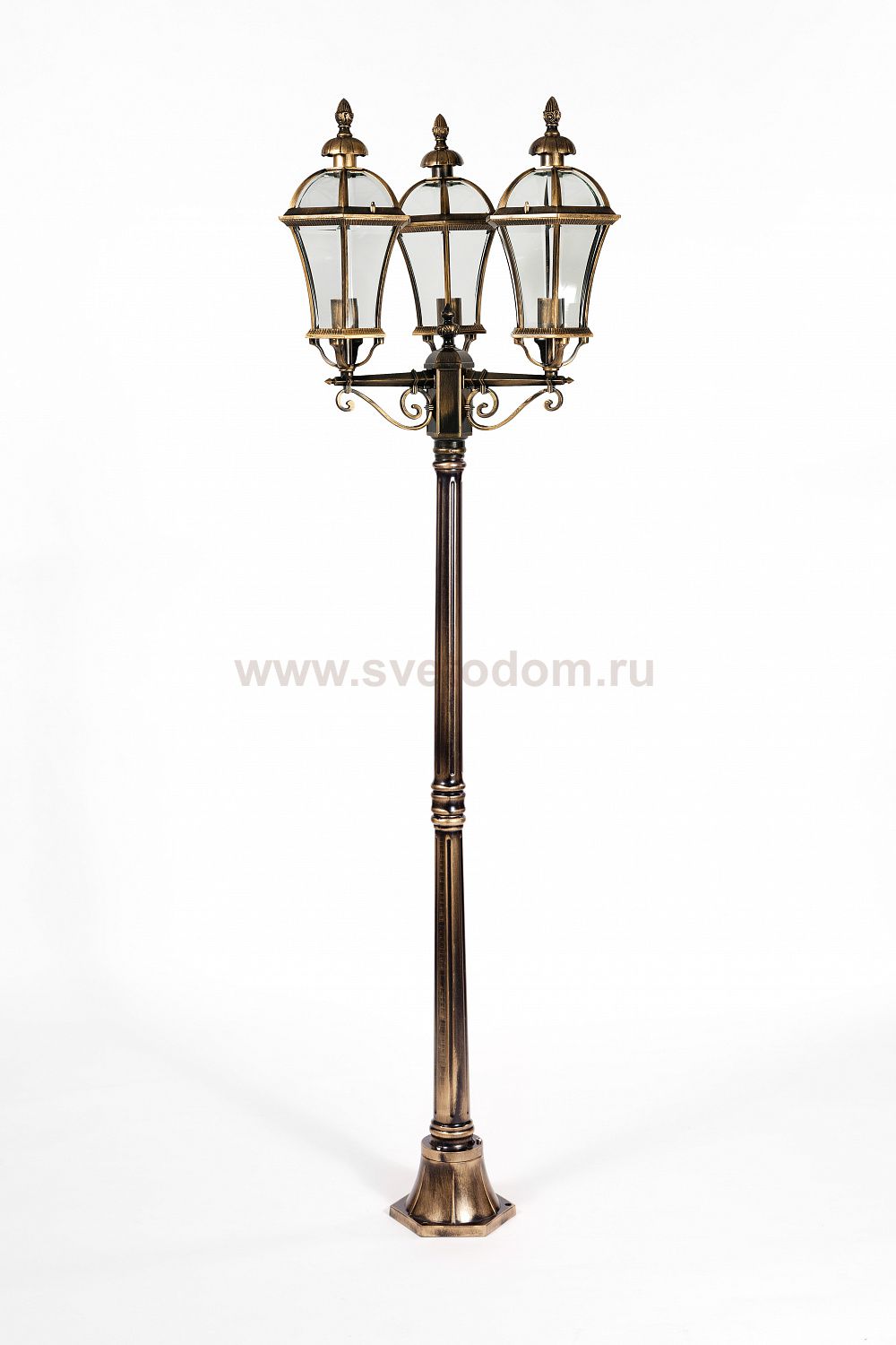Светильник столб уличный 3 фонаря Oasis Light 95208LB Gb