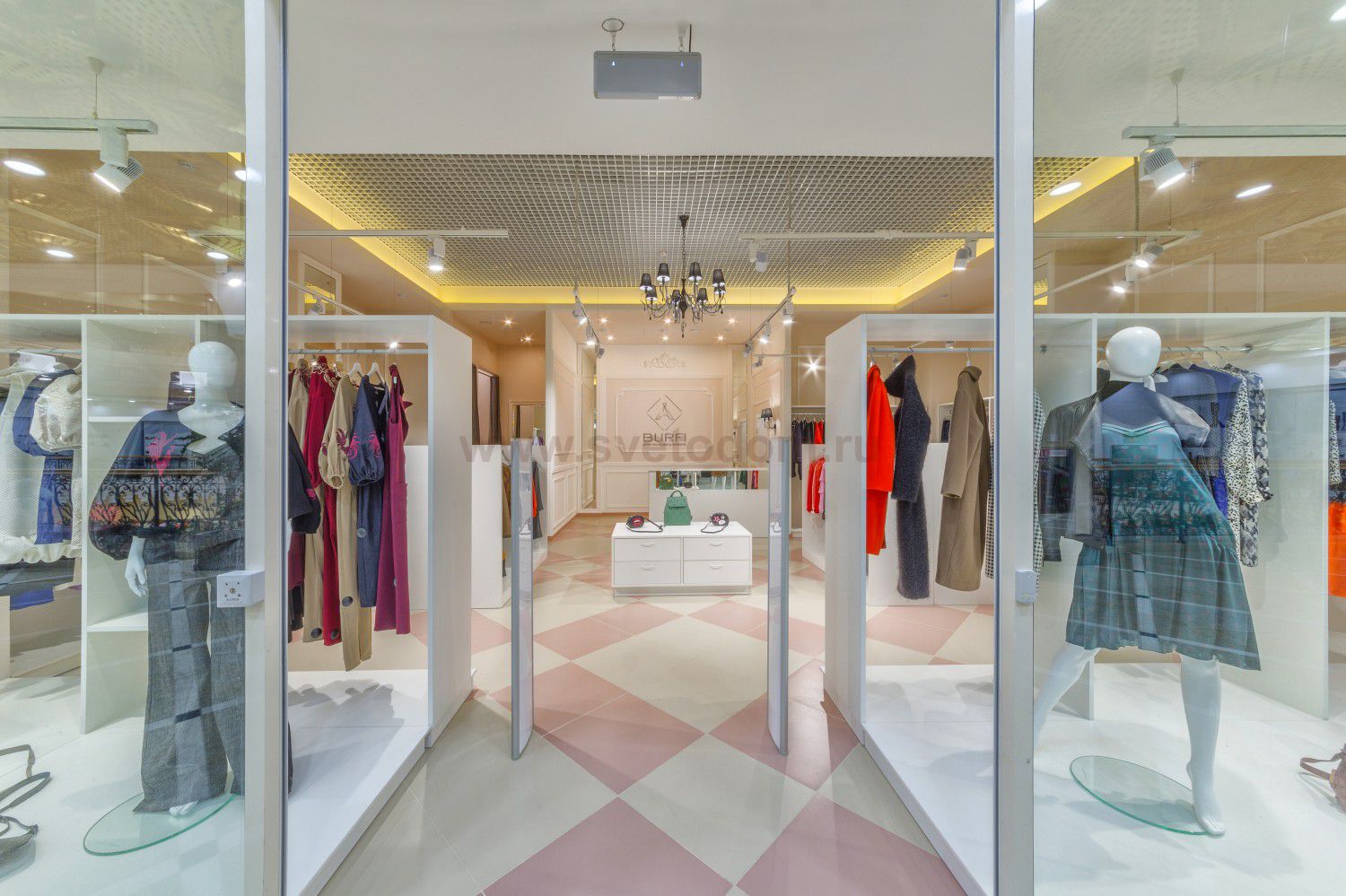 Люстра Maytoni ARM010-08-R Intreccio