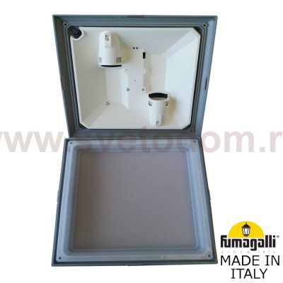 Уличный фонарь на столб  FUMAGALLI ROSA 4P2.000.G20.LYE28