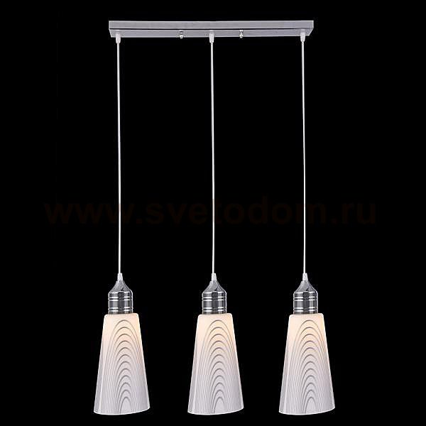 Светильник Eurosvet 50022/3 хром