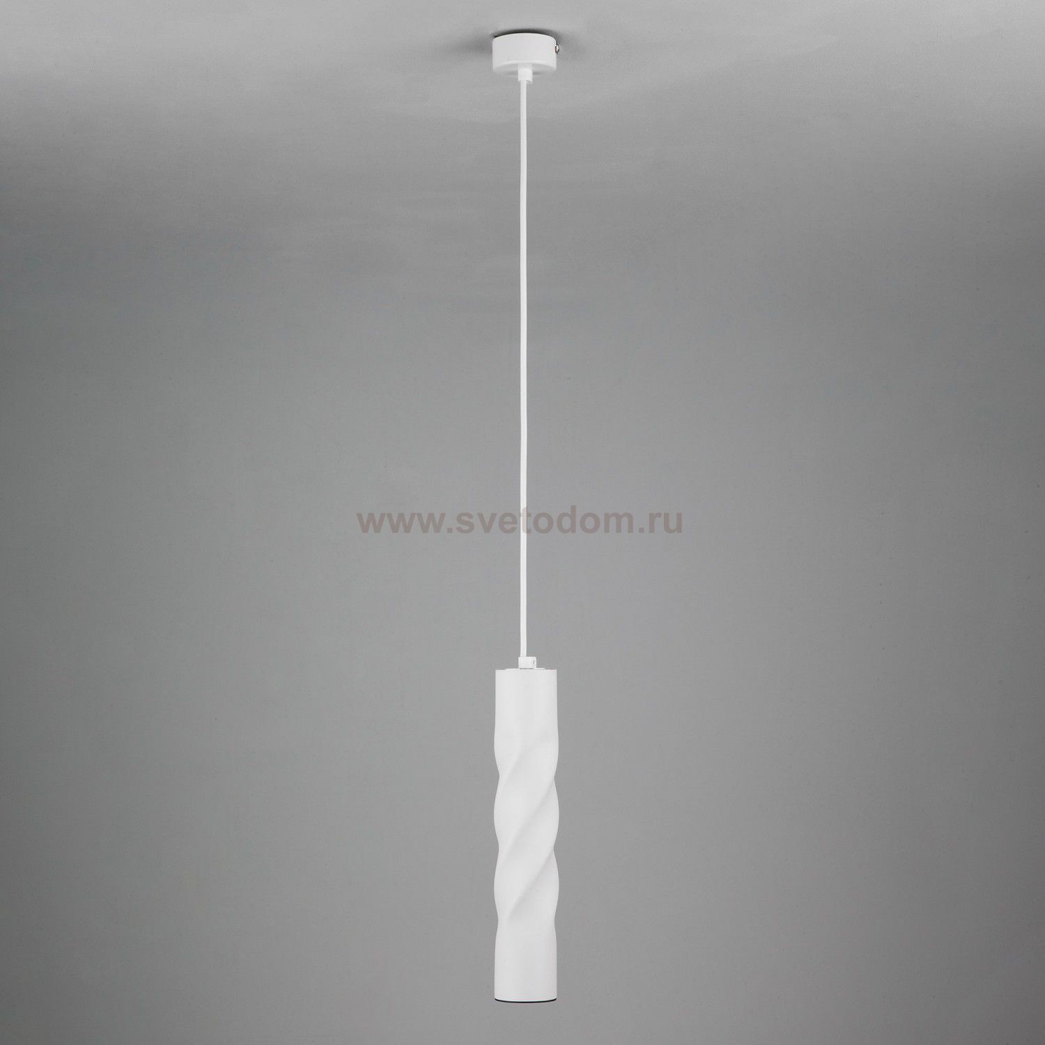 Светильник Eurosvet 50136/1 LED белый 5W
