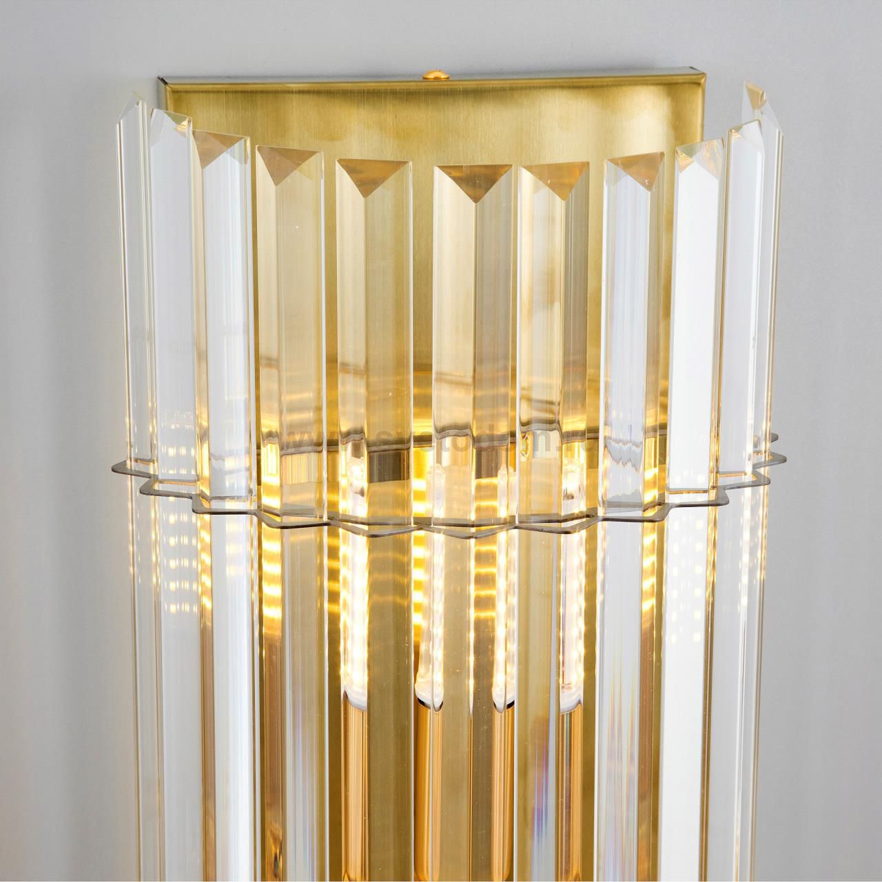 Настенный светильник MODELUX ML.508.02 GD