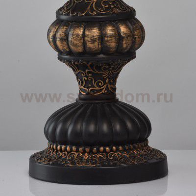 Светильник Chiaro 639032101