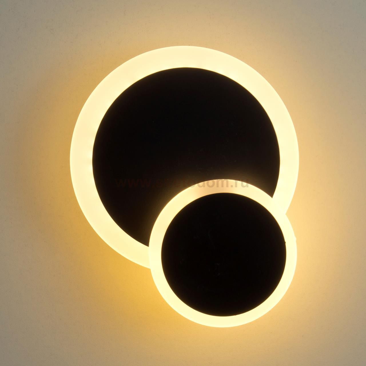 Настенно-потолочный светильник LED4U 6725-180