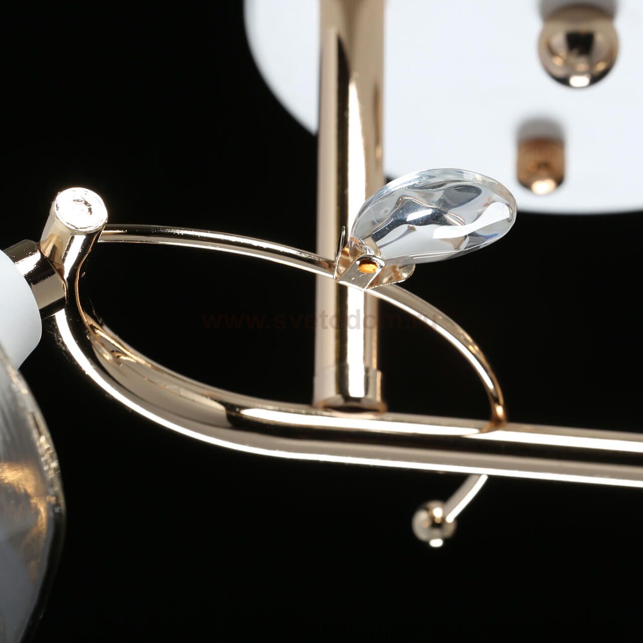 Люстра De Markt 673016402 Тетро