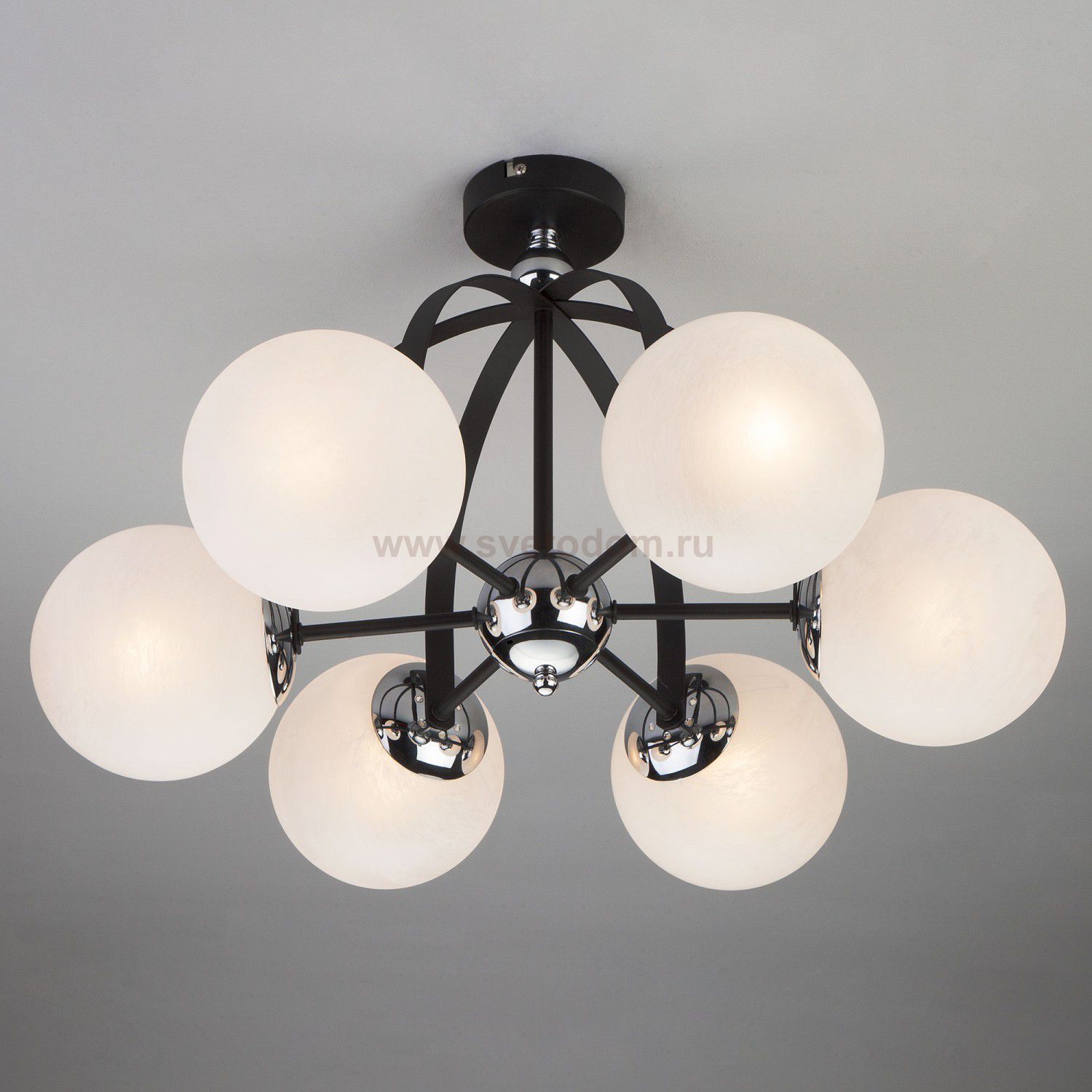 Светильник Eurosvet 70082/6 хром/черный