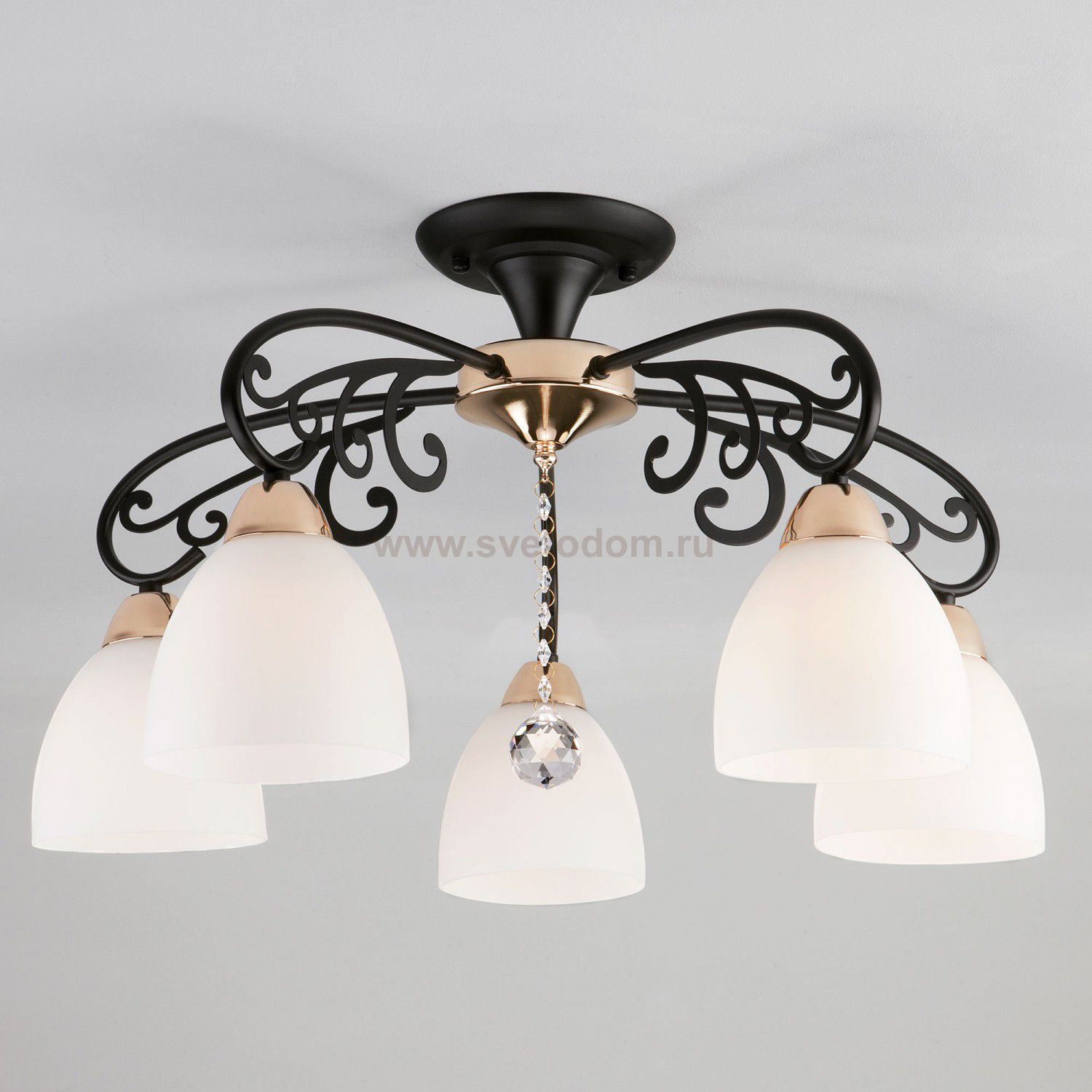 Светильник Eurosvet 70087/5 черный/золото