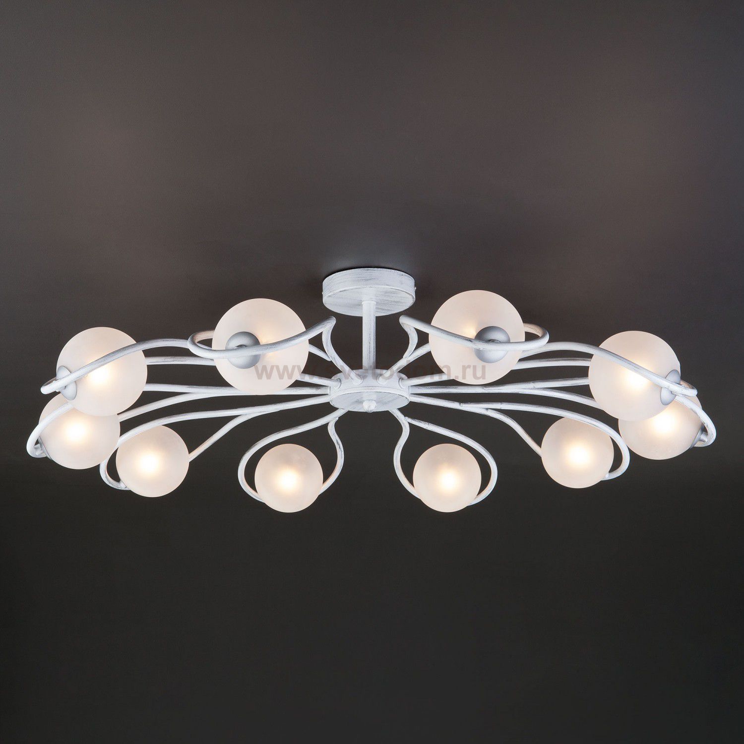 Светильник Eurosvet 70089/10 белый с серебром