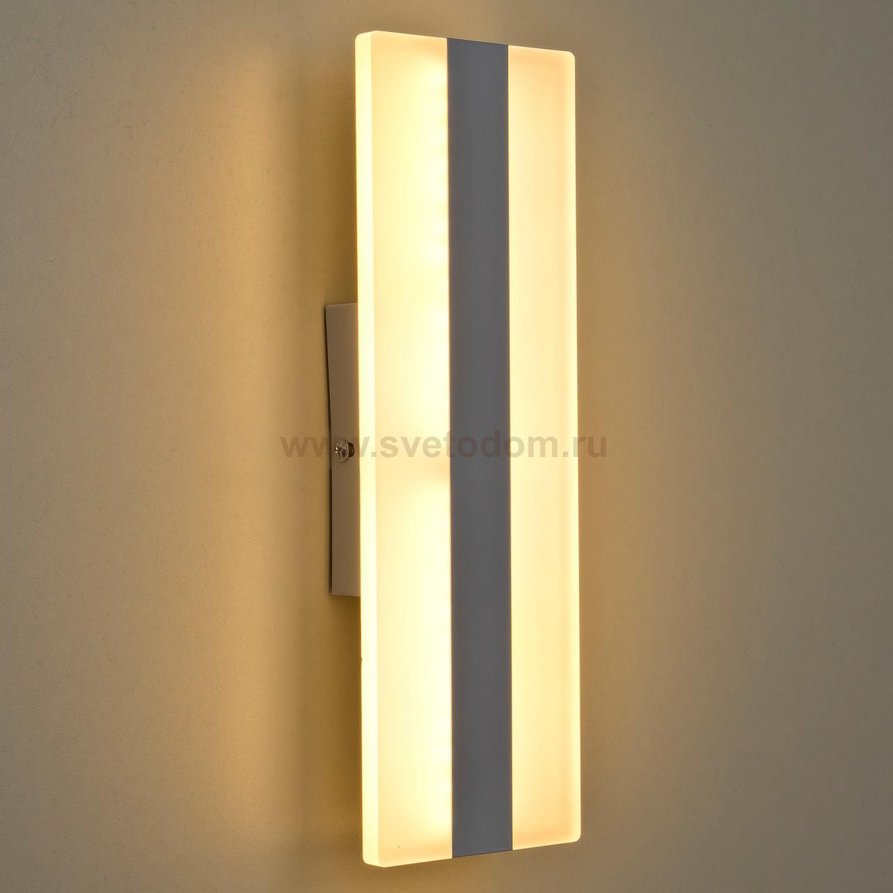 Настенно-потолочный светильник LED4U 7269