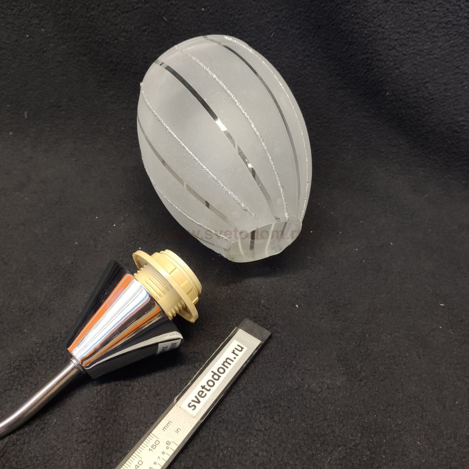 Плафон стекло с узором 95*115мм E14 (38мм посадка) Velante 771-107