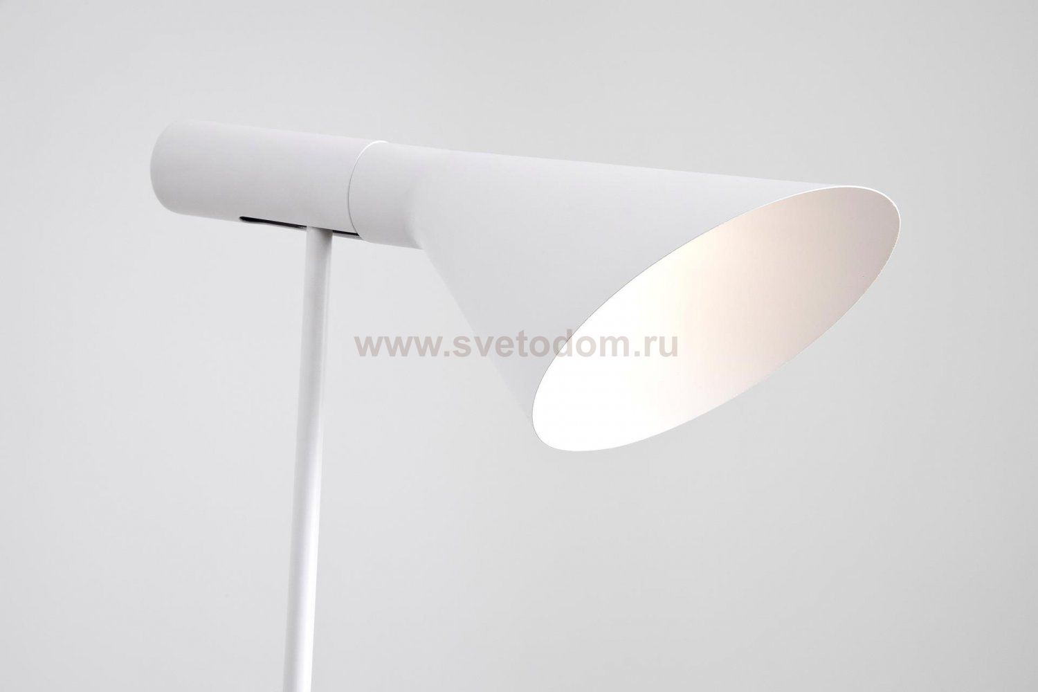 Напольный светильник MODEMODERN MD.8021.01FL WT