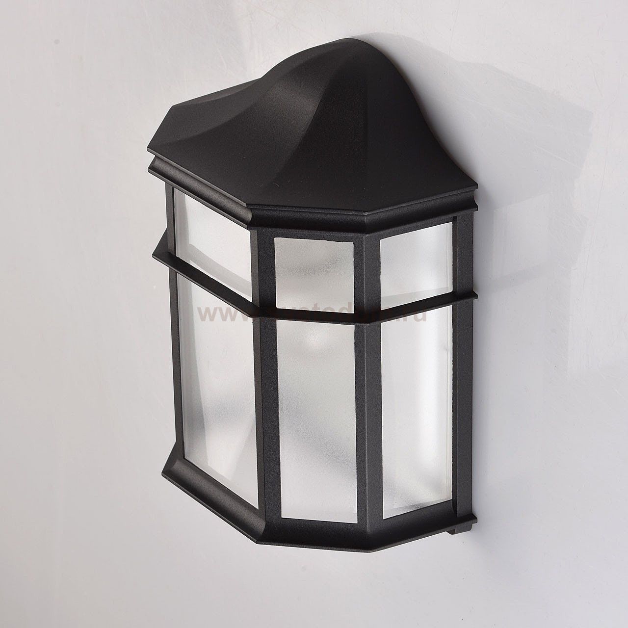 Уличный настенный светильник Mw light 806020701