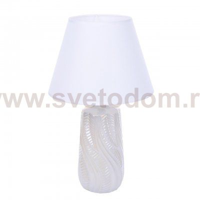 Настольная лампа Lumion 8211/1T SINNA