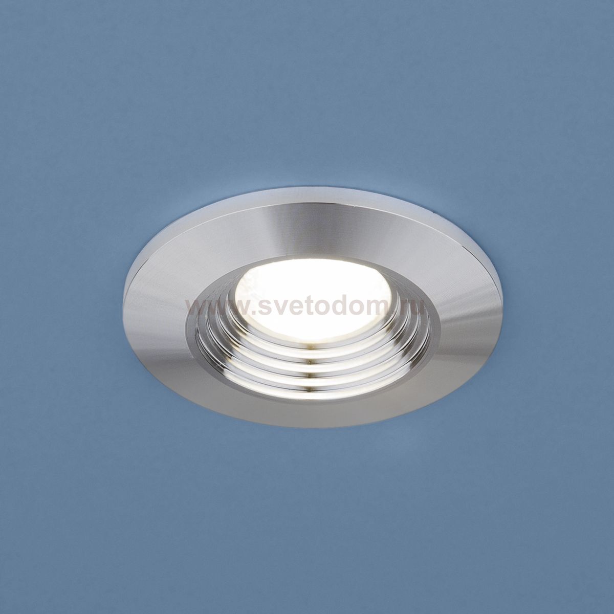 Точечный светильник Elektrostandard 9903 LED 3W COB SL серебро