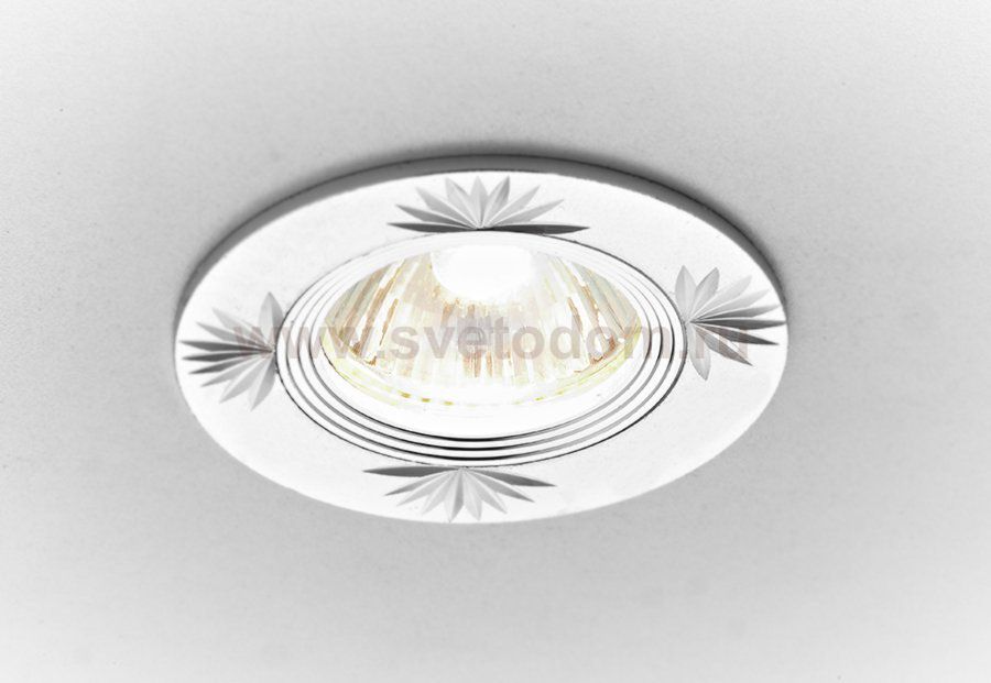 Точечный светильник Ambrella из алюминия с узором Классика A104 AL