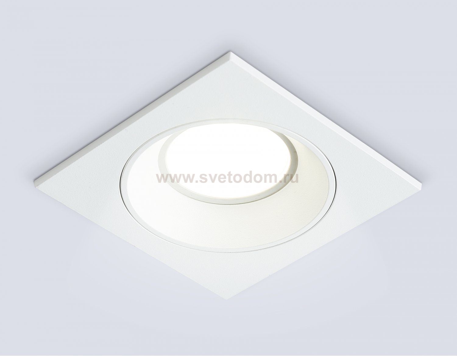 A8924 WH белый MR16 GU5.3 92*92*24