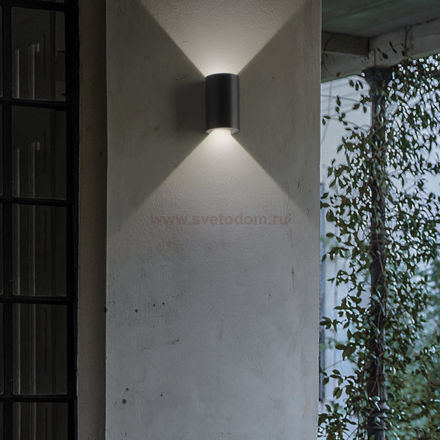 Ideal Lux APOLLO AP2 ROUND NERO Настенный светильник