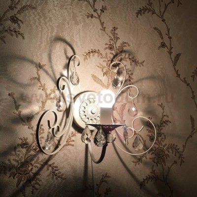 Светильник бра Maytoni ARM271-01-R Elegant Princess