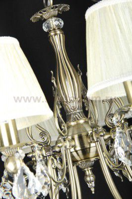 Люстра Maytoni ARM301-08-R Classic Latona