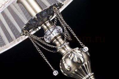 Настольная лампа Maytoni ARM305-22-R Classic Rapsodi