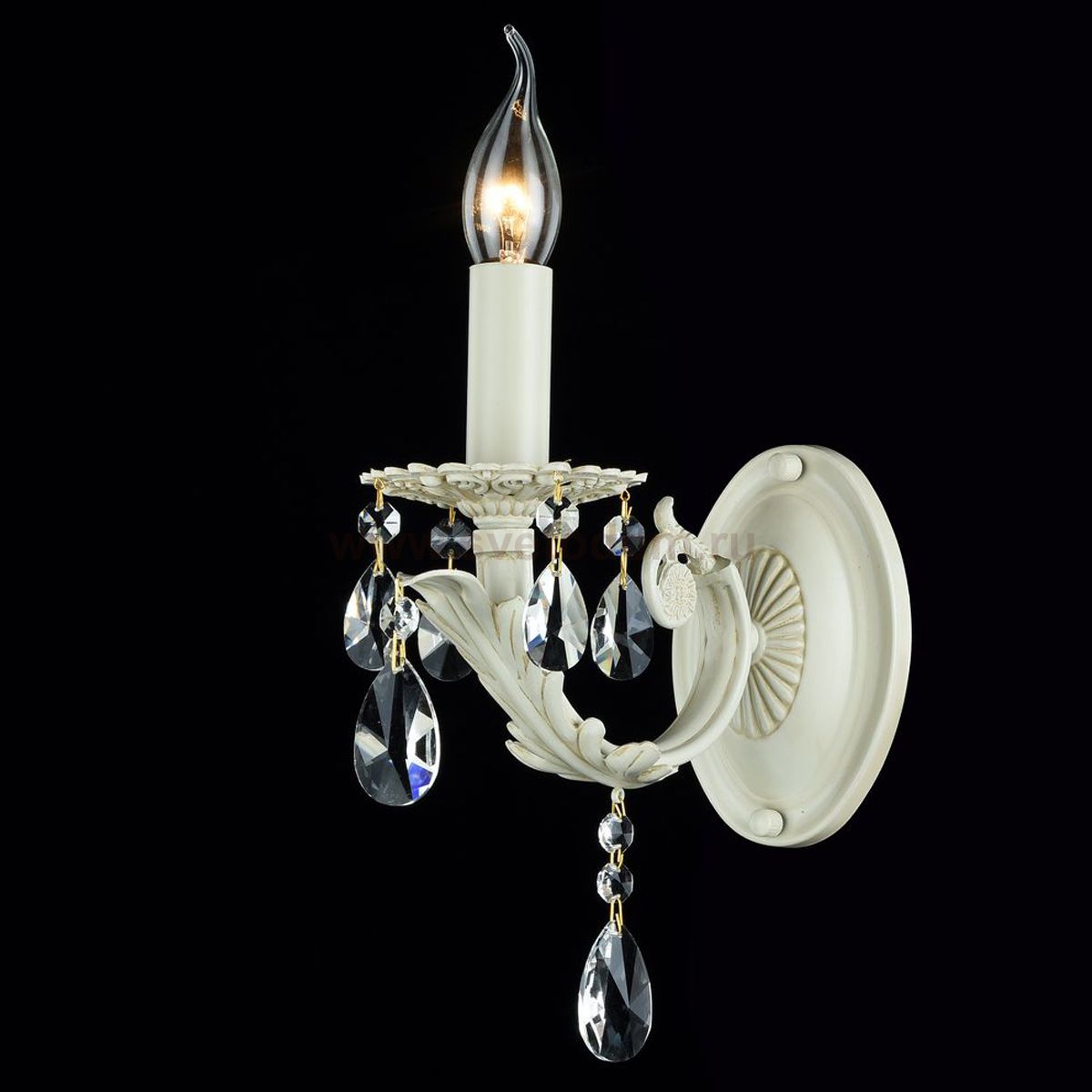 Светильник бра Maytoni ARM384-01-W Verona