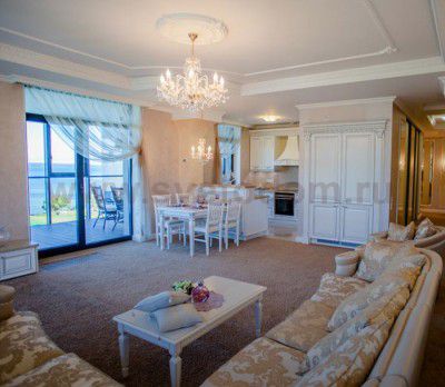 Люстра Maytoni ARM907-08-G Monogram Lira