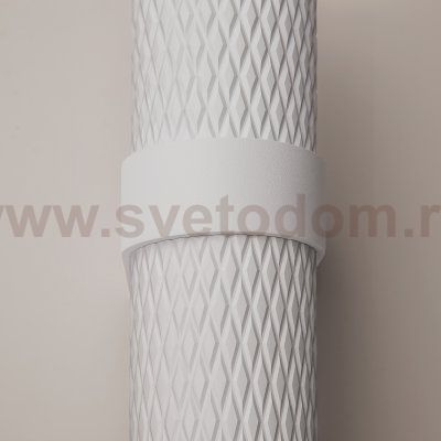 Настенный светильник (бра) Maytoni C069WL-02W Focus Design