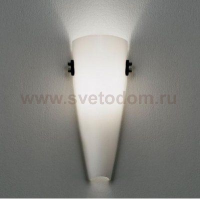 Настенный светильник бра Artemide C221910 ROBBIA