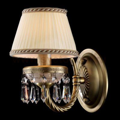 Светильник настенный бра Maytoni CL1028-01-R Classic Blade Blade