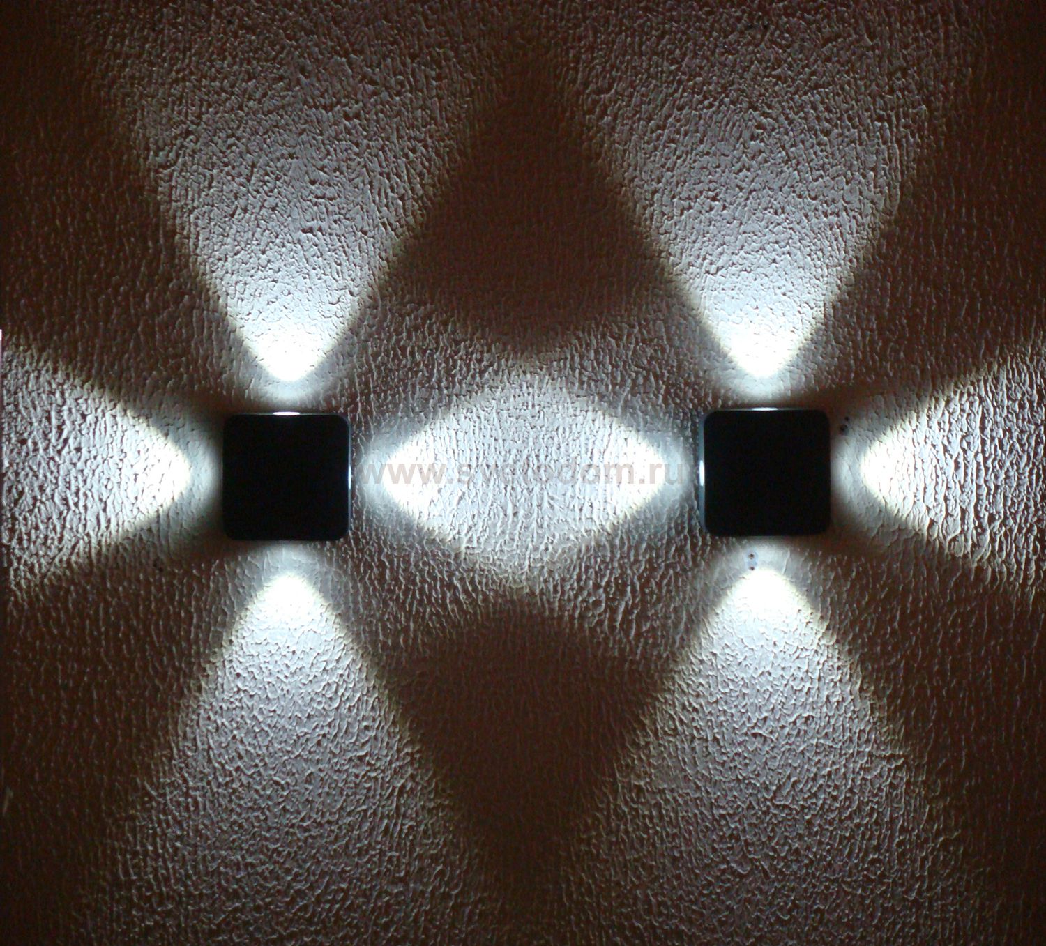 Уличный настенный светильник Citilux CLU0006