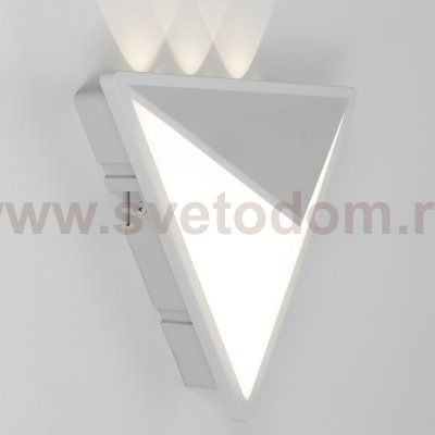 Уличный настенный светильник Citilux CLU0804WH DOMUS