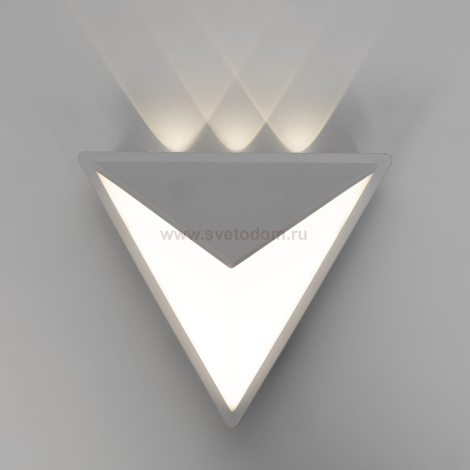 Уличный настенный светильник Citilux CLU0804WH DOMUS