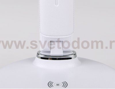 Настольная лампа Ambrella DE520 WH белый LED 3000-6400K 8W DESK