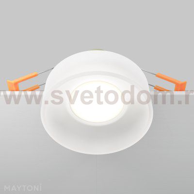 Встраиваемый светильник Maytoni DL046-01W Pauline