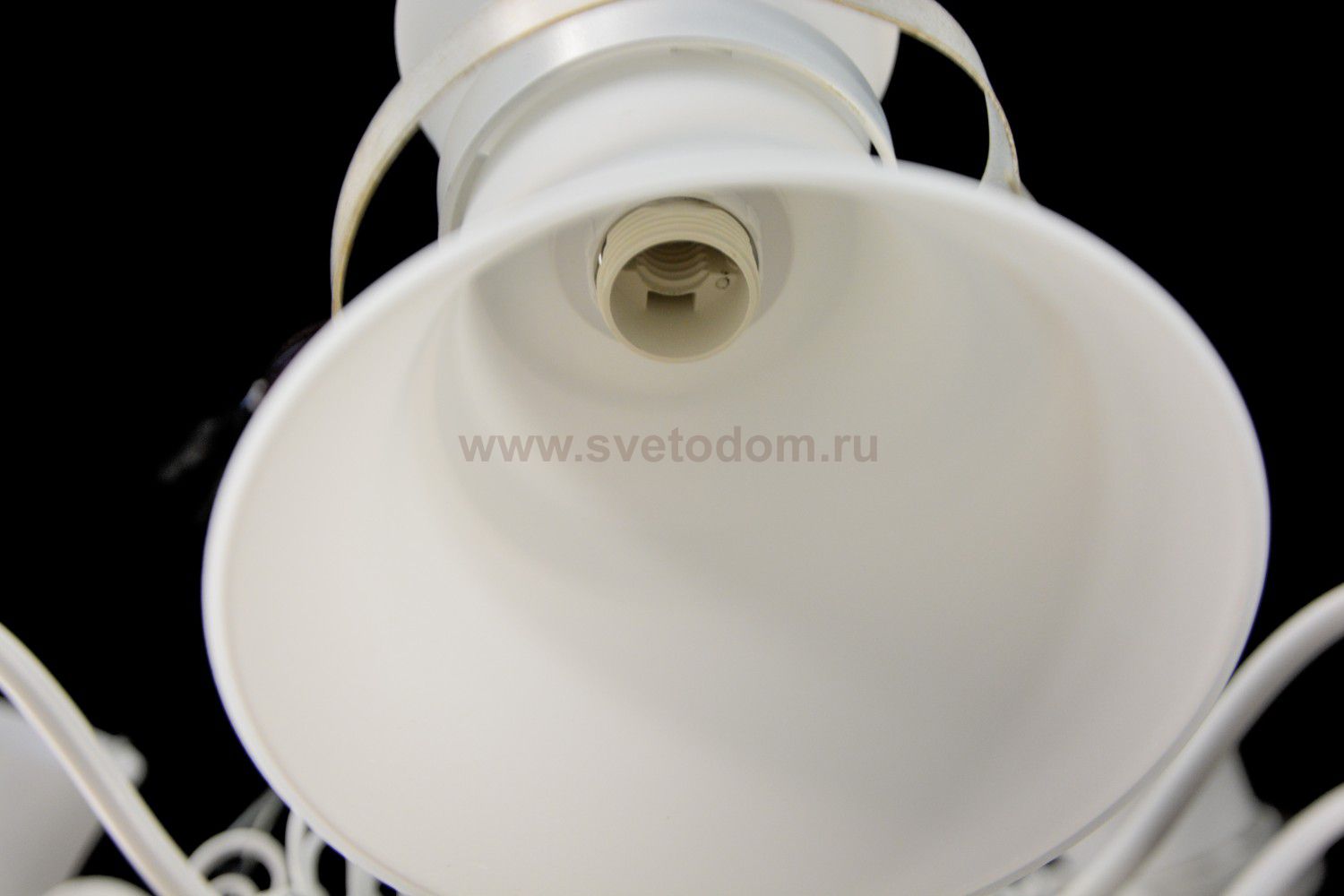 Люстра Maytoni TOC128-08-W Baroque