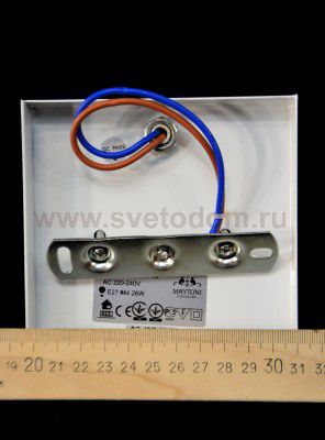 Светильник настенный бра Maytoni MOD503-01-W Space Space