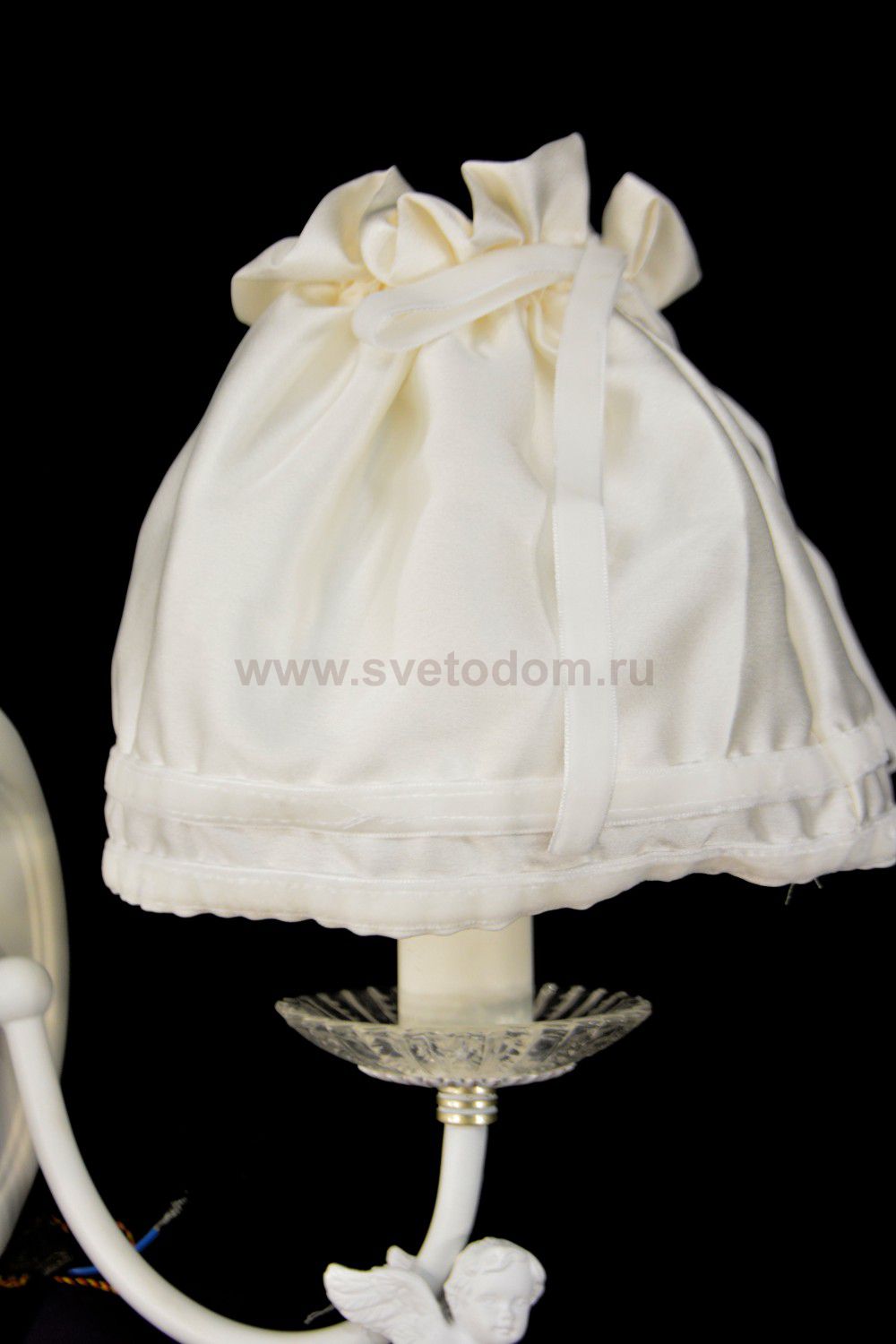 Светильник бра Maytoni ARM394-01-WG Forli