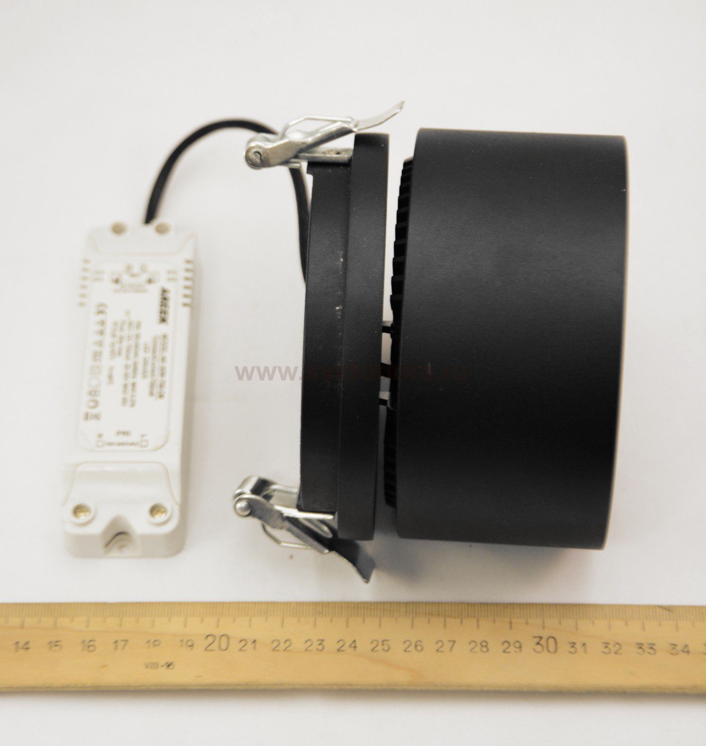 Светильник встраиваемый заливающего света со встроенными светодиодами Forte inca Lightstar 214807