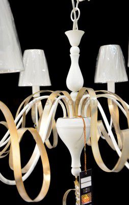 Люстра Maytoni ARM010-08-W Intreccio