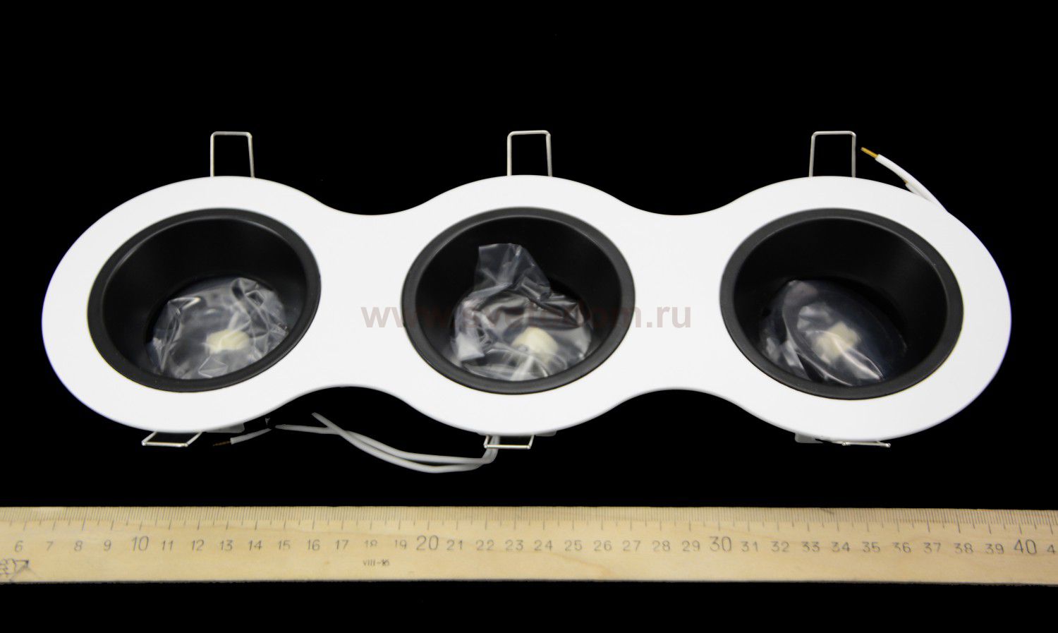 Рамка для точечного светильника Lightstar 214636 Domino