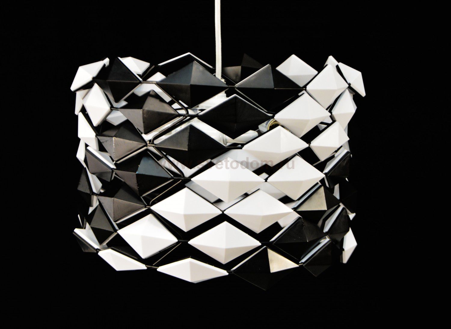 Светильник черно-белый Lsp-0180