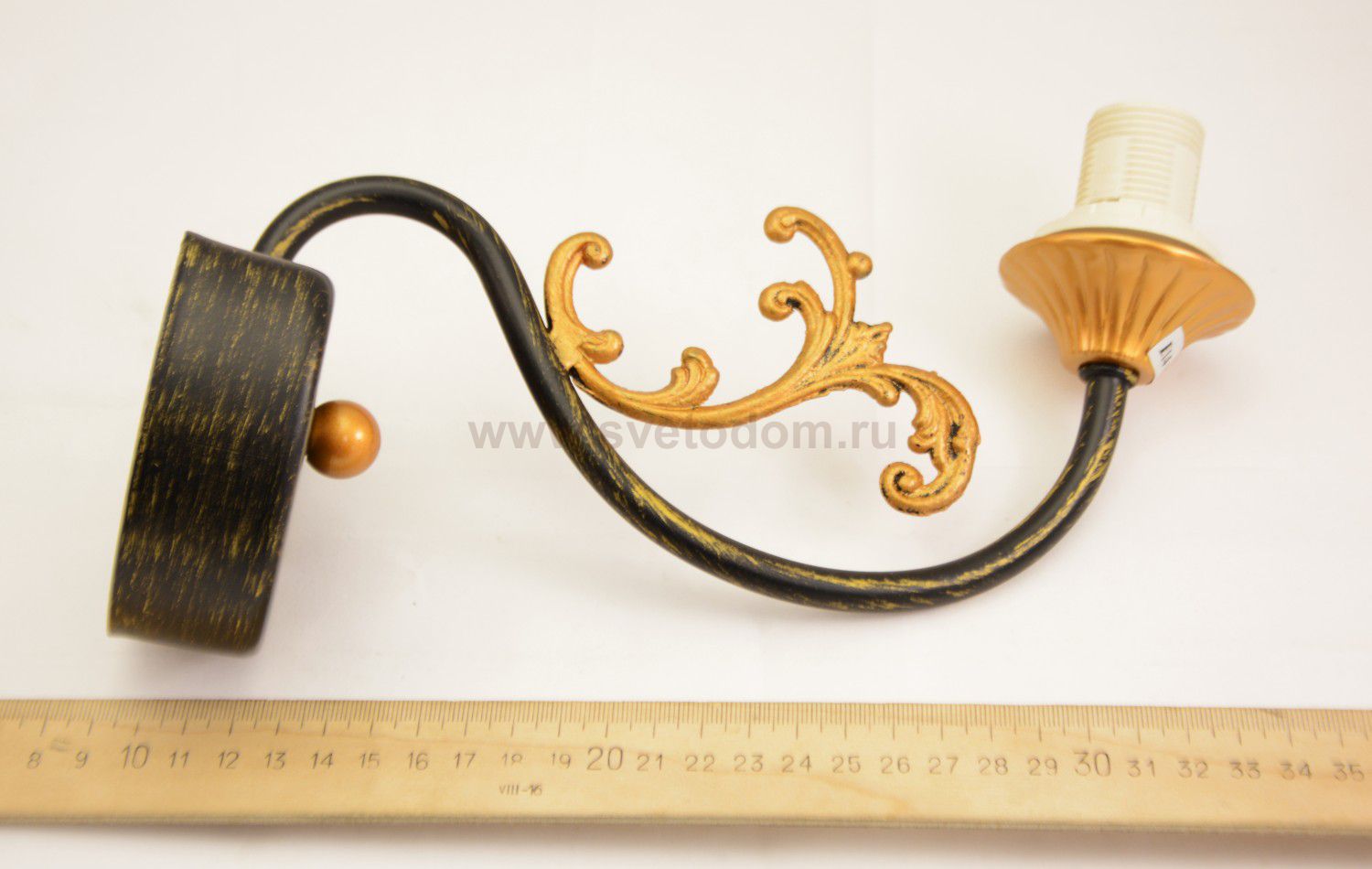 Светильник настенный бра Favourite 1642-1W Kamilla