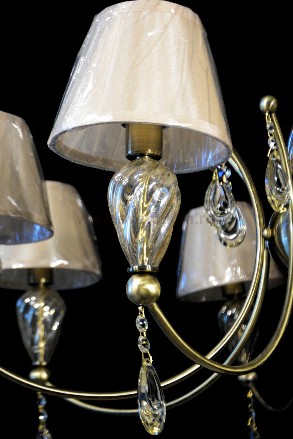 Люстра Maytoni ARM855-08-R Murano