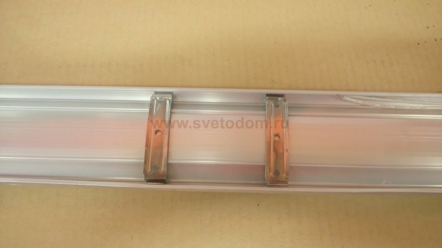 Светильник линейный Ambrella T8 PR1200 40W 4200K (180-240V) (1200*75*23mm) TUBE