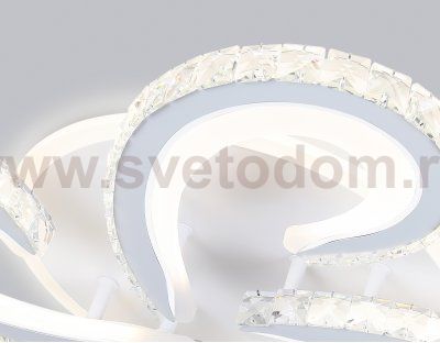 Потолочный светодиодный светильник с пультом Ambrella FA1702 FA