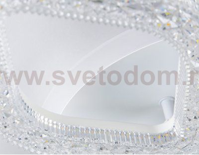 Потолочный светодиодный светильник с RGB подсветкой и пультом Ambrella FA3925 FA